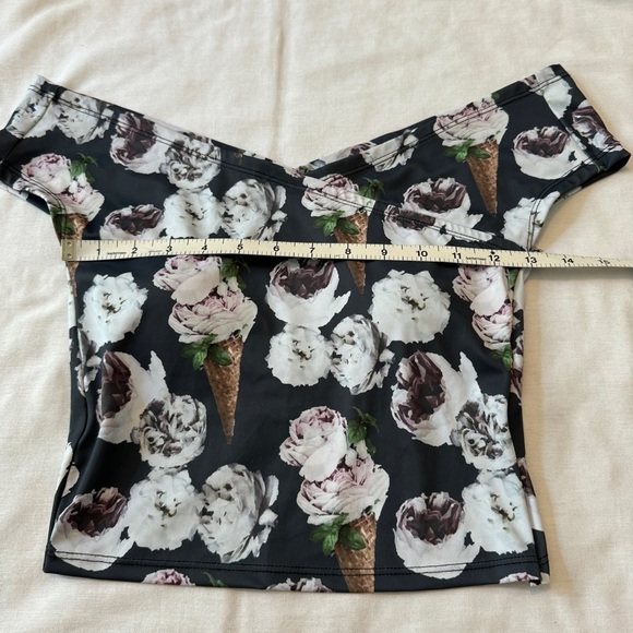 Kortni Jeane Small Floral Ice Cream Off Shoulder Swim Tankini Top - Picture 4 of 6